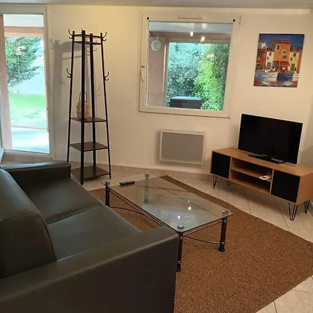 Les Acacias Apartment Greoux-les-Bains